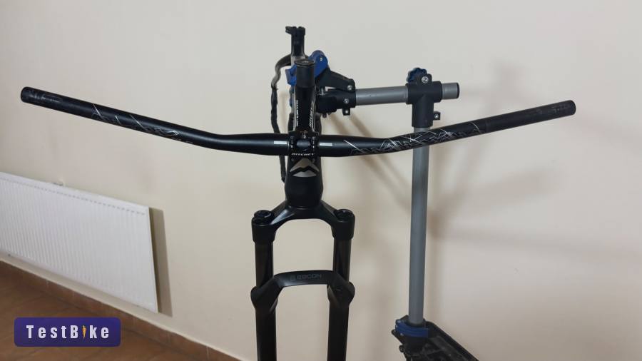 RockShox Recon Air 100mm tapered boost