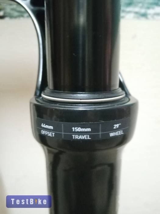 Új RockShox yari 150mm 29boostos