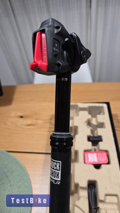 RockShox Reverb AXS XPLR A1 dropper