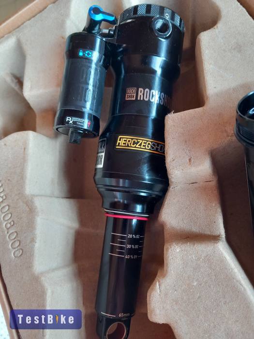 RockShox Super DeLuxe Select+ 205x65 Trunnion