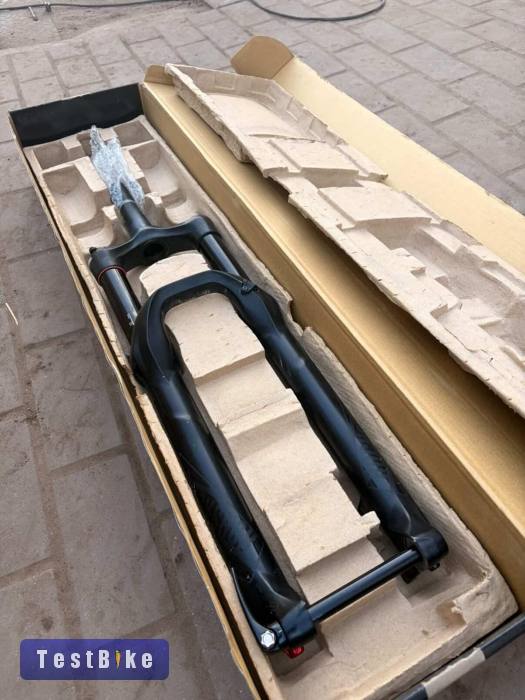 RockShox villák, tag