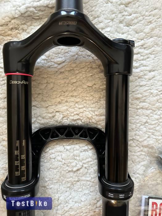 RockShox Yari RC Boost 29er Új enduro teleszkóp 