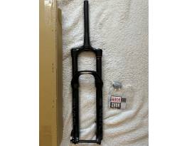 RockShox Yari RC Boost 29er Új enduro teleszkóp 