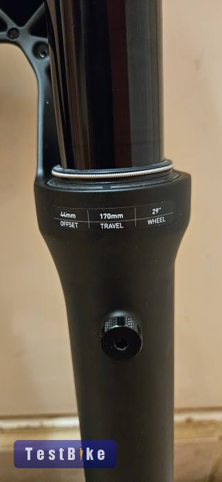 Rockshox ZEB select+ Charger 3.1 RC2 29 0KM 2025