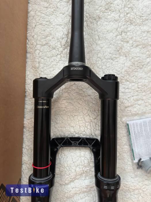 RockShox Zeb Ultimate C3 RC2 160 29er új teleszkóp villa