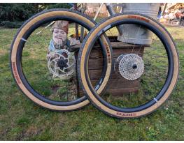 Rose kerékpárból kivett gyári kerék eladó.