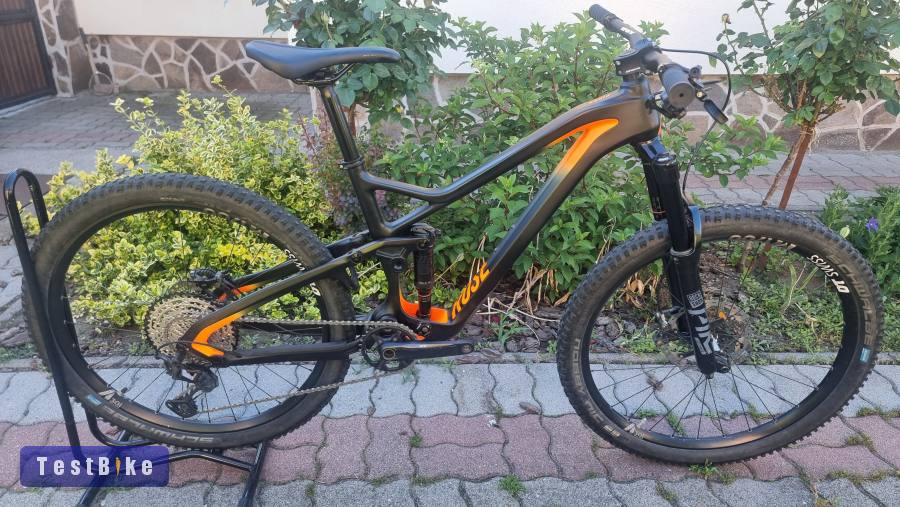 Rose Pikes Peak AM Karbon fully DT Swiss XT Rockshox Pike