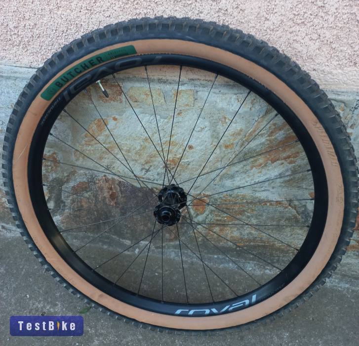 Roval Traverse Alloy 29