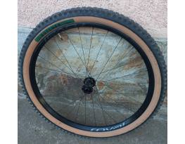 Roval Traverse Alloy 29