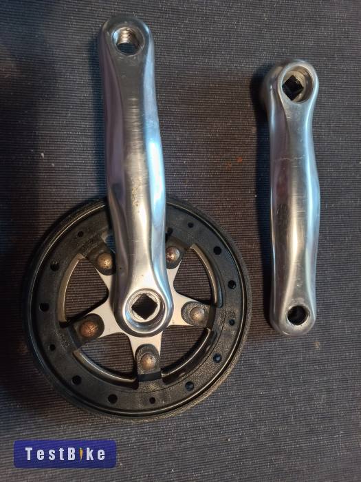 Rövid (152) hajtókar