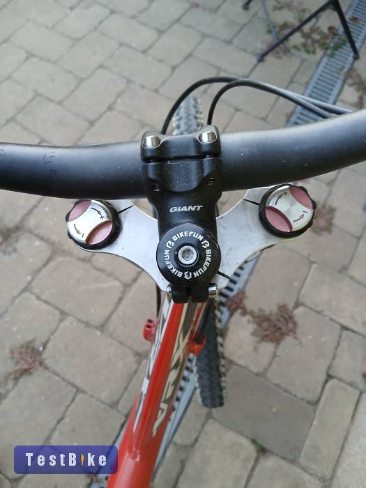 RST HI5 duplavállas retro villa