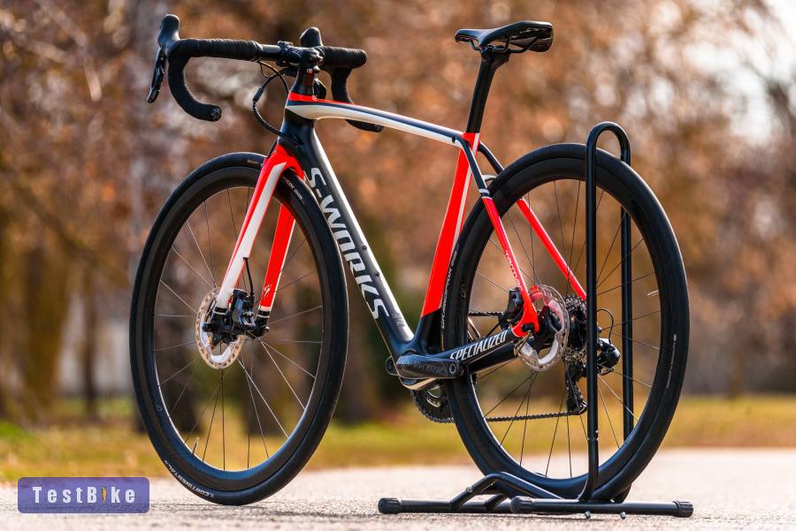 S-Works Tarmac Disc Dura-Ace Di2 (52) full karbon országúti 