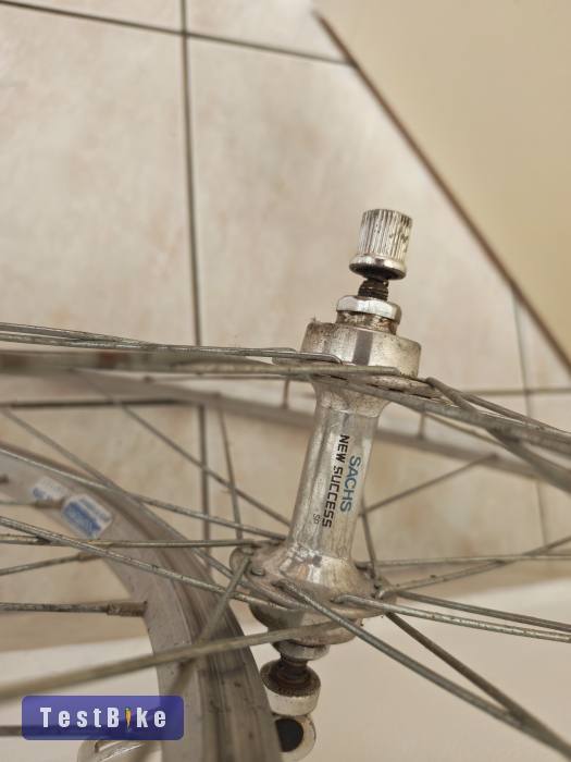 Sachs New Success agyas 26-os Kerekszett,