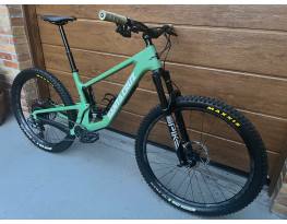 Santa Cruz 5010 cc 2024