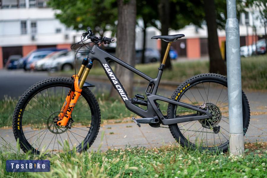 Santa Cruz Nomad C V6