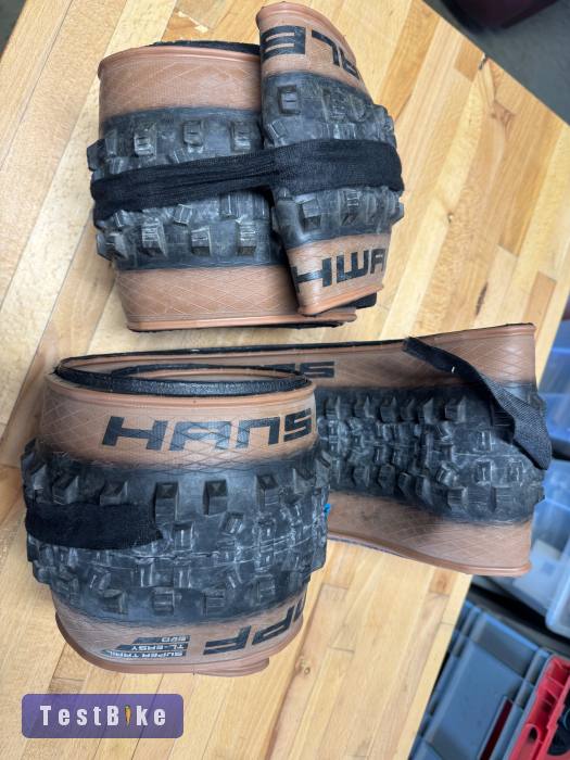 Schwalbe Hans Dampf 29x2.6 TL Easy EVO barna oldalfal párban