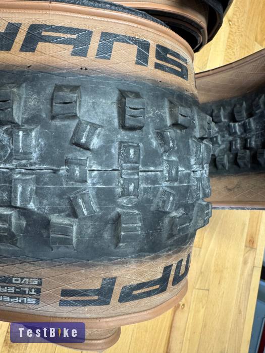 Schwalbe Hans Dampf 29x2.6 TL Easy EVO barna oldalfal párban