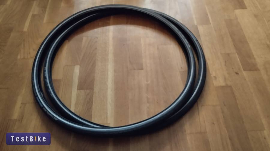 Schwalbe Marathon Plus 28x622  párban kifogástalan állapotú 