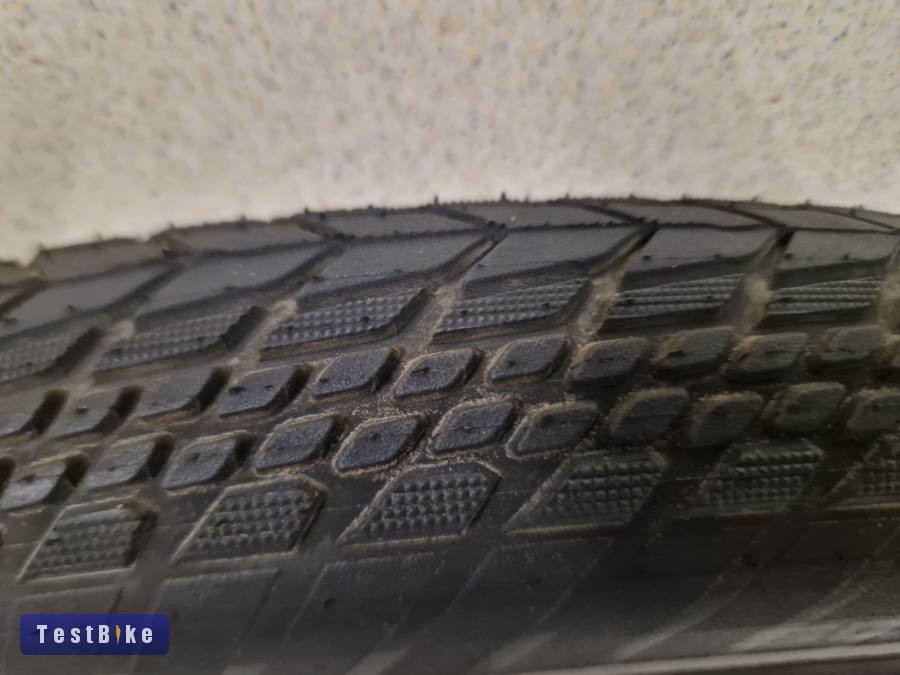 Schwalbe Maraton Almotion