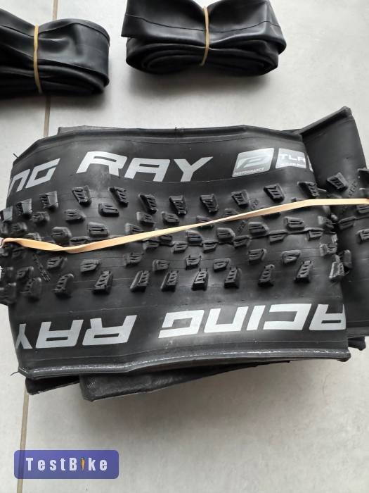 Schwalbe Racing Ralph és Ray 29” új gumik belsővel