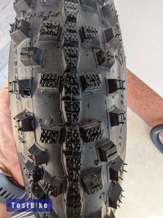 Új Schwalbe Smart Sam K-Guard 27,5 x 2,25 drótperemes