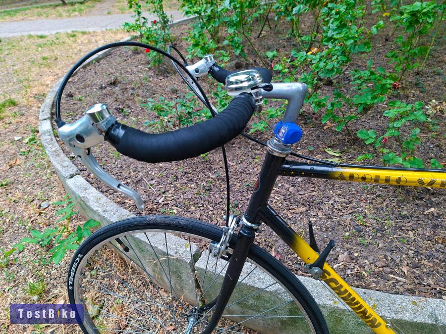 Schwinn Csepel Apollo Star országúti kerékpár + ajándék cucc