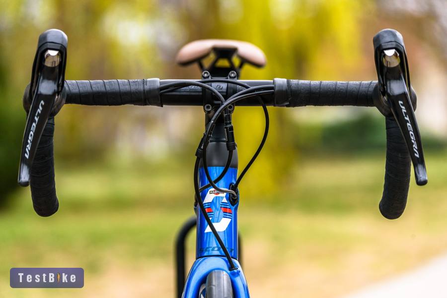 Scott Addict 10 Disc (52) karbon országúti kerékpár