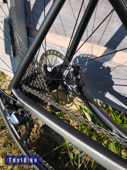 SCOTT ADDICT 10 DISC Karbon Országuti, Shimano ULTEGRA      