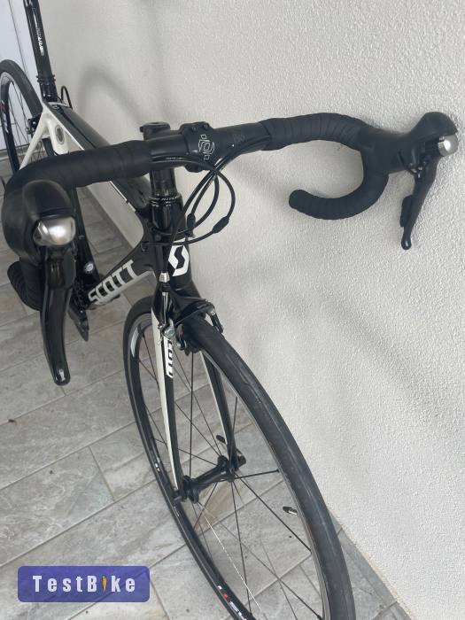 Scott Addict 30 full carbon