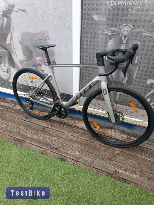 Scott Addict 30 országuti kerékpár