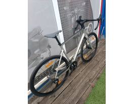 SCOTT Addict 30 országuti kerékpár