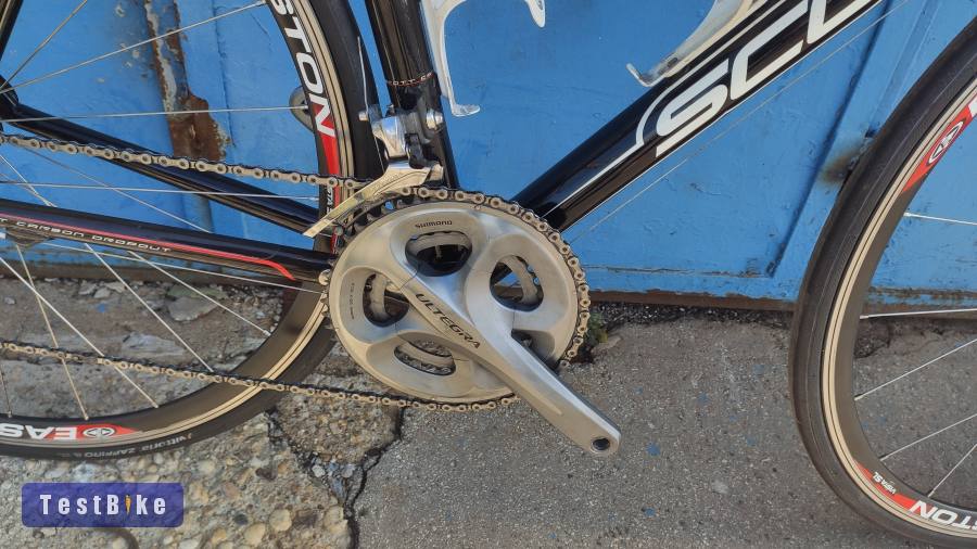 Scott Addict R2 karbon országúti kerékpár - 56