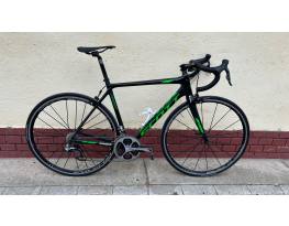 Scott Addict Team Issue Di2 országúti kerékpár
