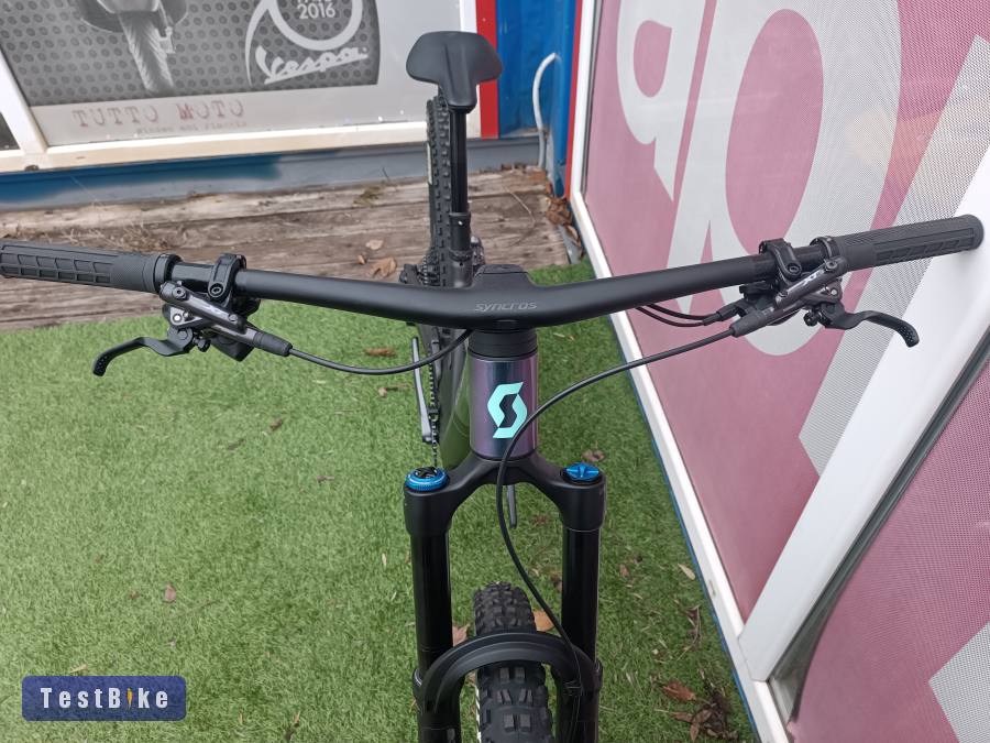 Scott Contessa Genius ST 910 