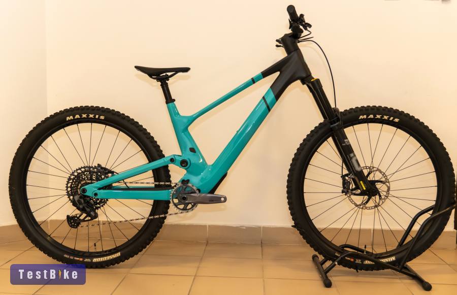 Új Scott Genius St910 Carbon 29", L-es méret