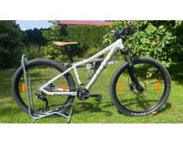 Scott Scale Contessa 20, S-es méret, 300km futás, mint az Új