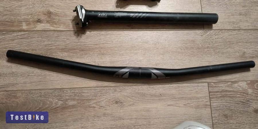 Scott Spark XC gyári nyereg, nyeregcső, kormány, stucni