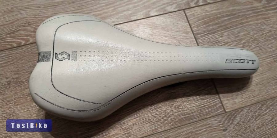 Scott Spark XC gyári nyereg, nyeregcső, kormány, stucni