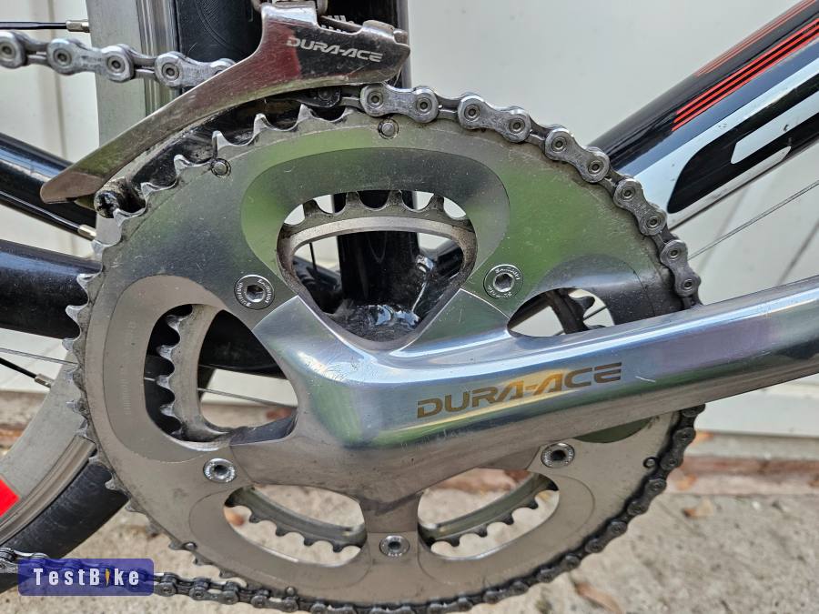 Scott Speedster S50 – Shimano Dura-Ace szettel, R500 kerekek