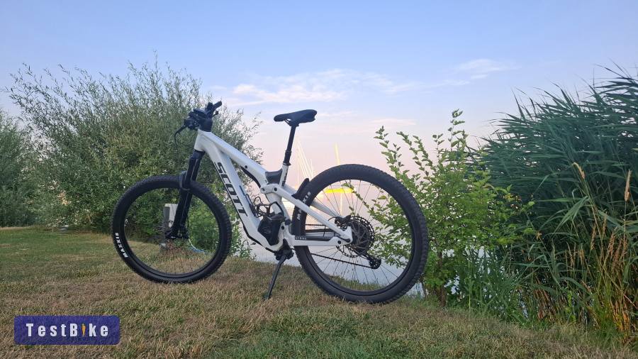 Scott Strike eRide 920 EVO 625 29 újszerű állapotú 2 hónapos