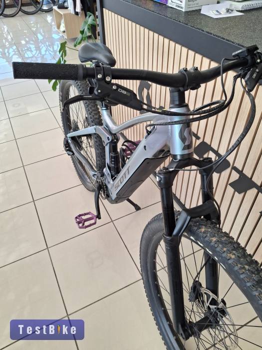 Scott Strike eRide 930 1év garancia