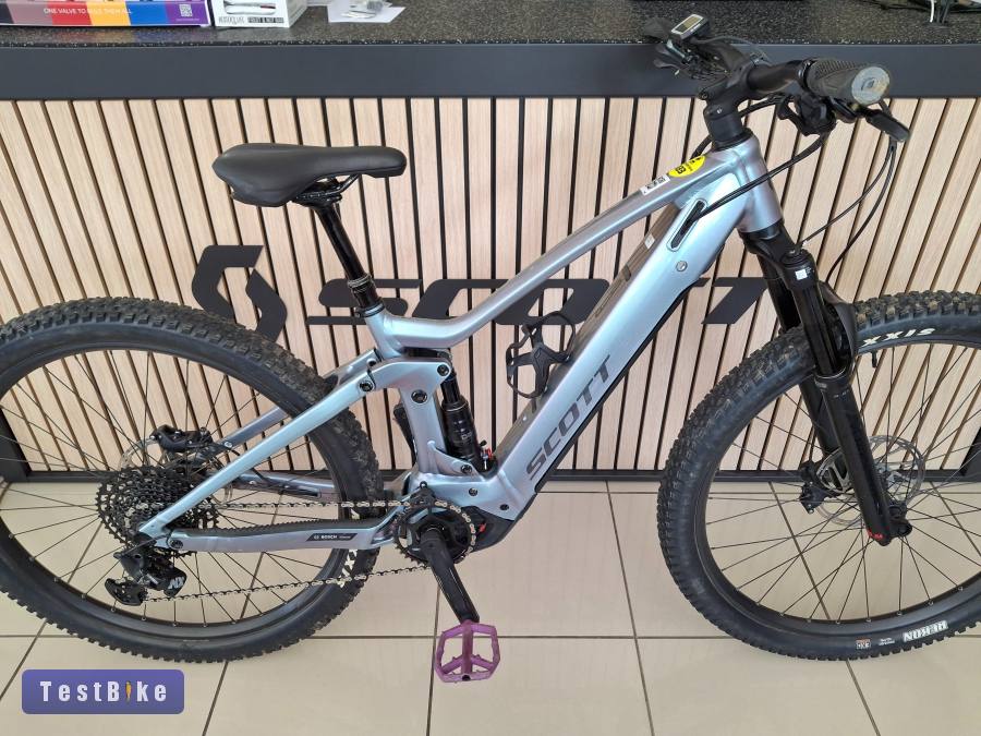 Scott Strike eRide 930 1év garancia