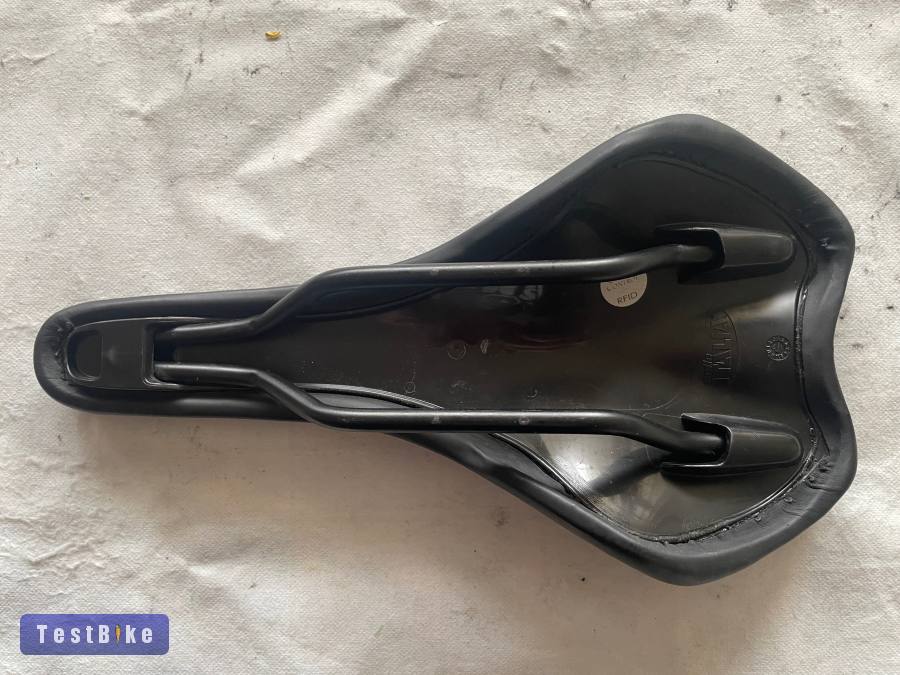 Selle Italia, Most (135 x 270mm) nyereg