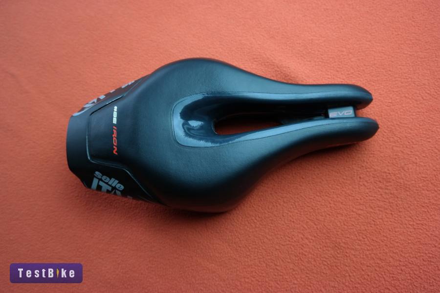 Selle Italia BE Iron triatlon / időfutam / TT nyereg új