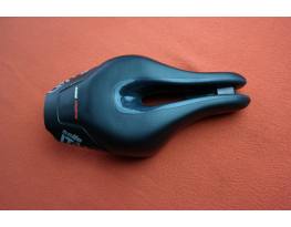 Selle Italia BE IRON triatlon / időfutam / TT nyereg új