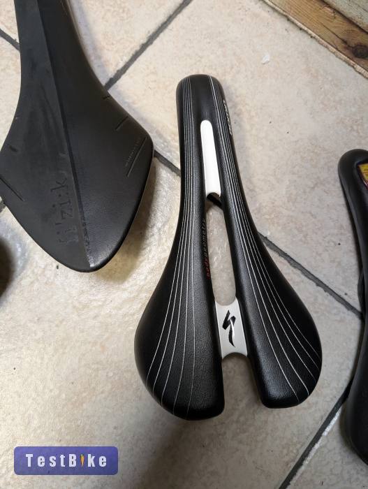 Selle Italia Ferrari, Specialized, Fizik Arione stb nyergek!