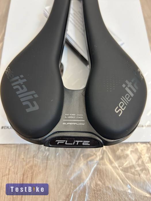 Selle Italia Flite Boost TM nyereg S3