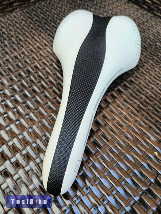 Selle Italia SL, fehér-fekete nyereg Új!