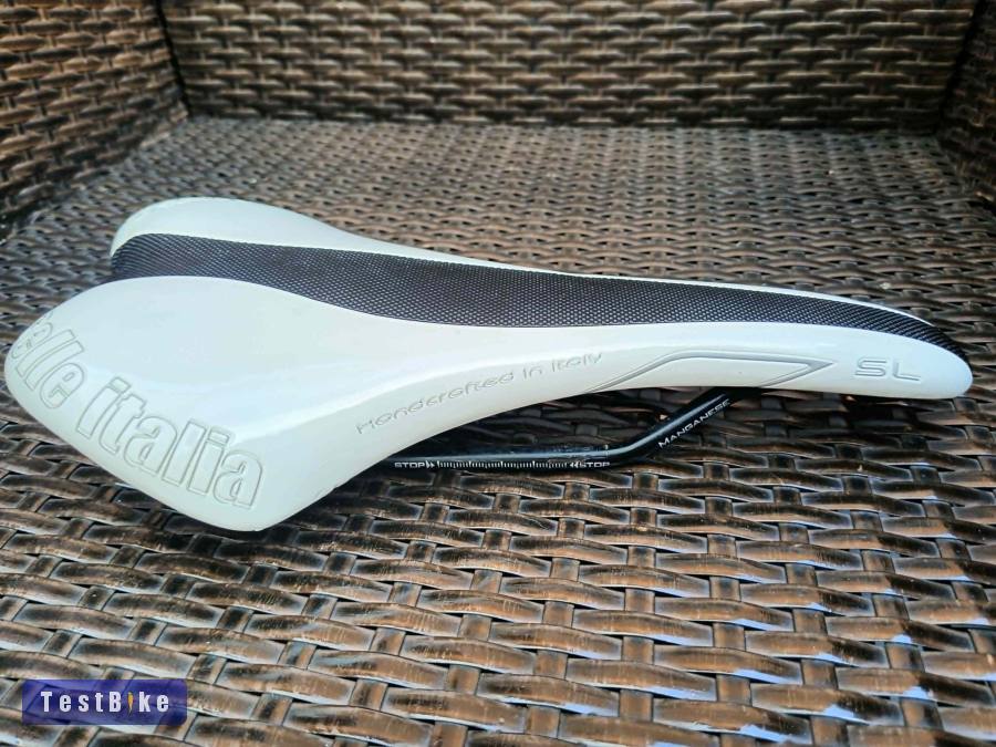 Selle Italia SL, fehér-fekete nyereg Új!