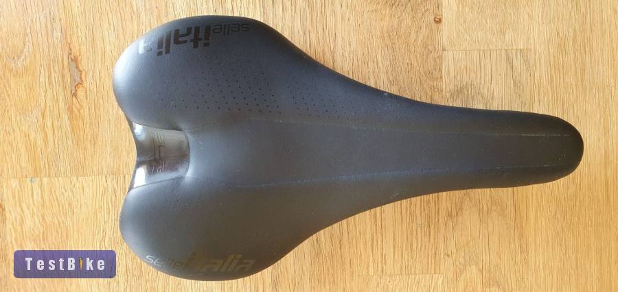 Selle Italia SLR Boost TM nyereg